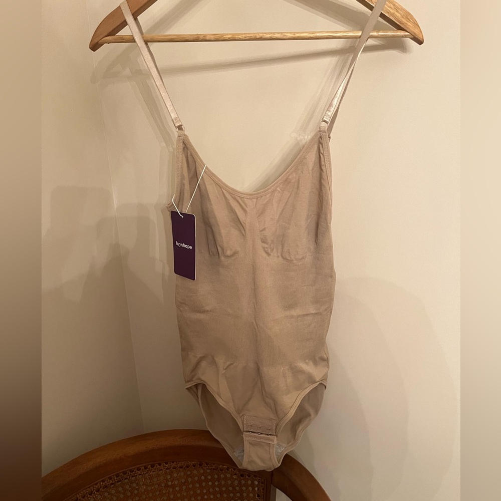 HeyShape Shape Wear - Size L - NWT